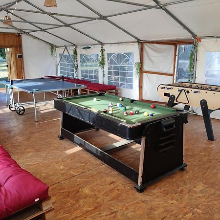 Mas Du Versadou, Dans Un Espace Naturel Protege, Piscine Couverte Chauffee Toute L'Annee, Spa Et Salle De Jeux Сен-Жиль Экстерьер фото